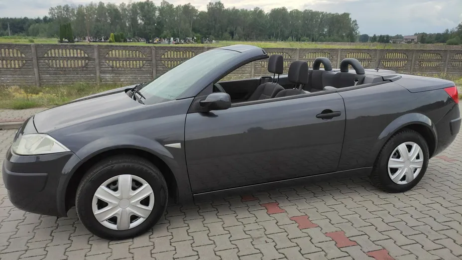 RENAULT Megane -