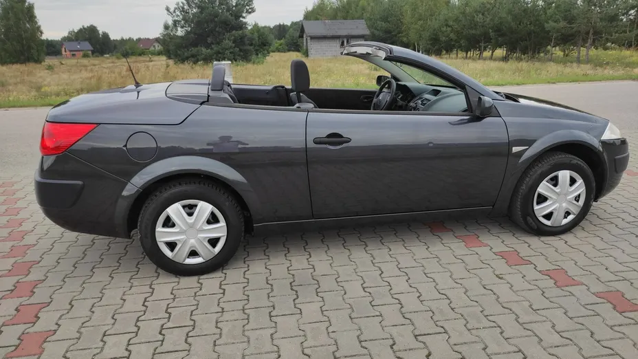 RENAULT Megane -