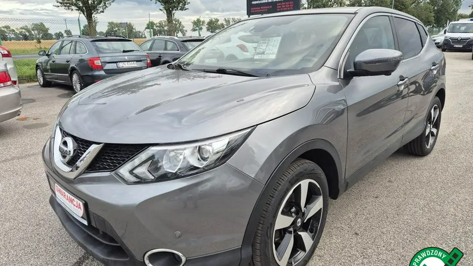 NISSAN Qashqai -