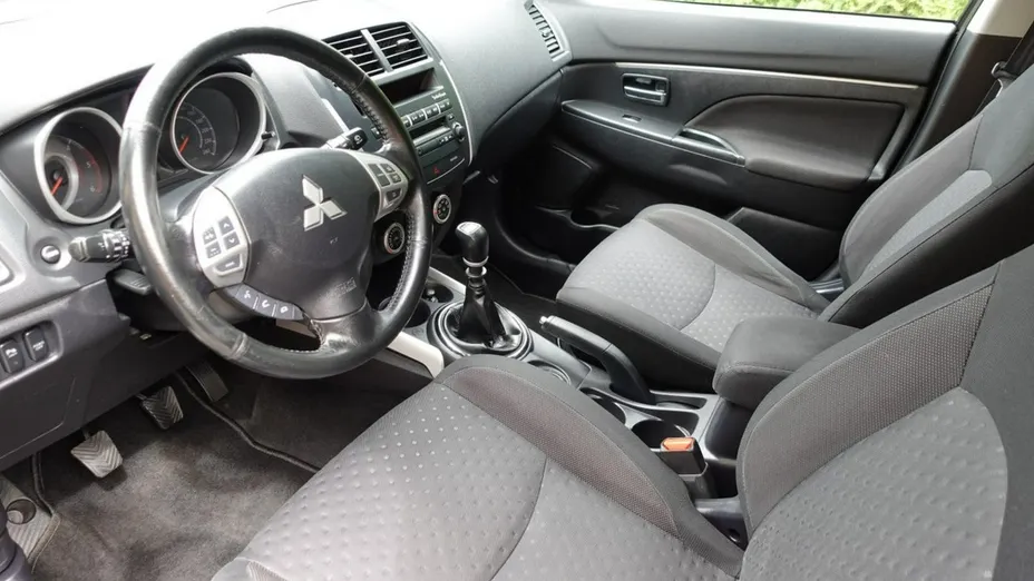 MITSUBISHI ASX -