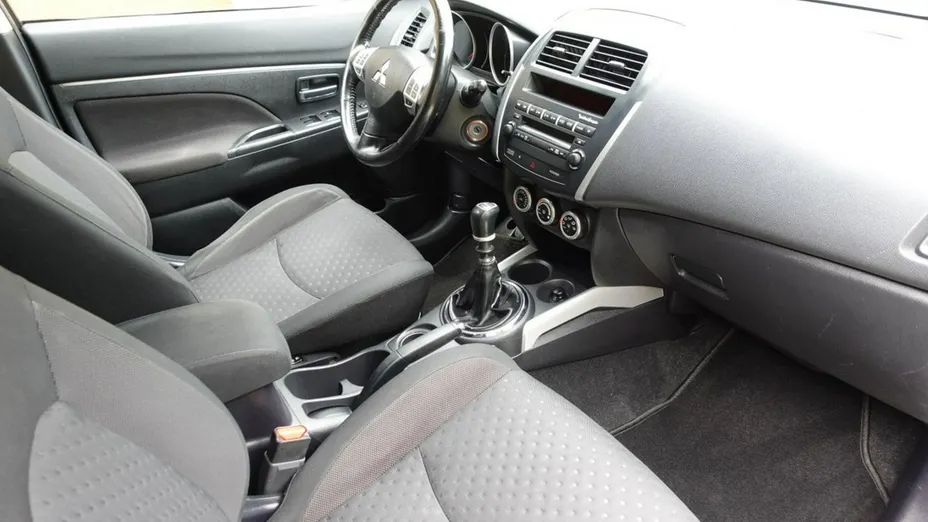 MITSUBISHI ASX -