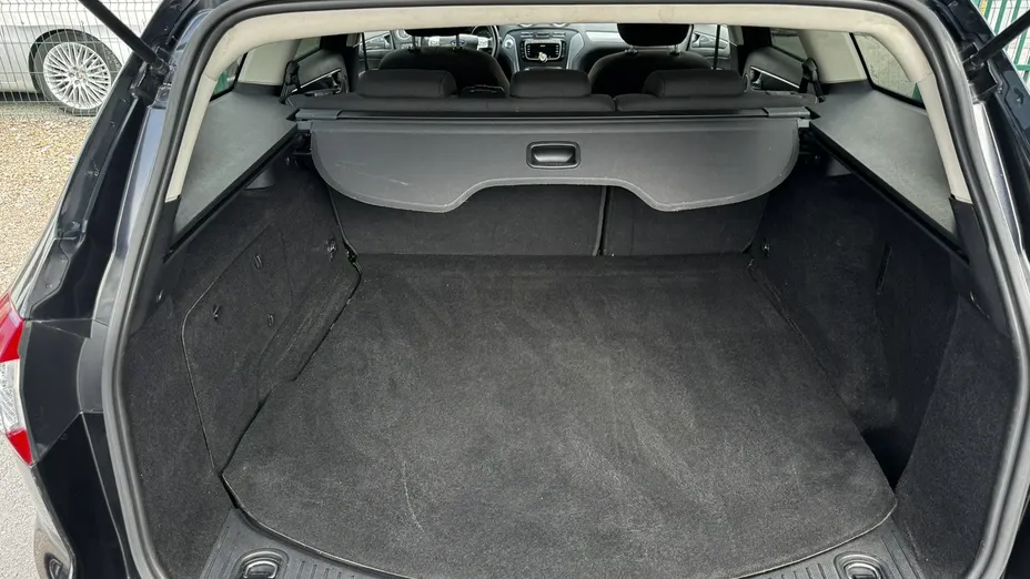 FORD Mondeo -
