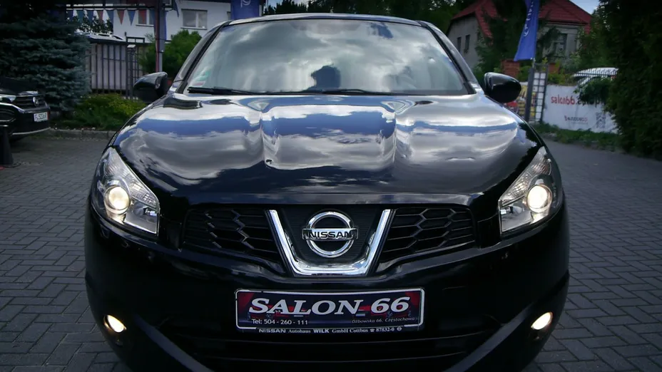 NISSAN Qashqai -