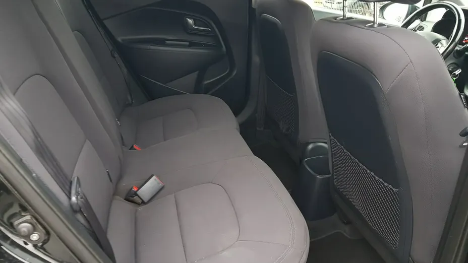 KIA Rio -