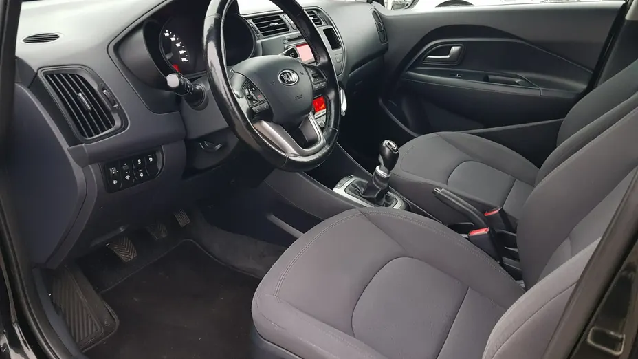 KIA Rio -