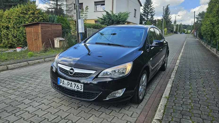 OPEL Astra -