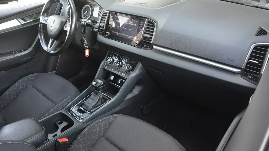 SKODA Karoq -