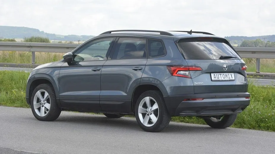 SKODA Karoq -