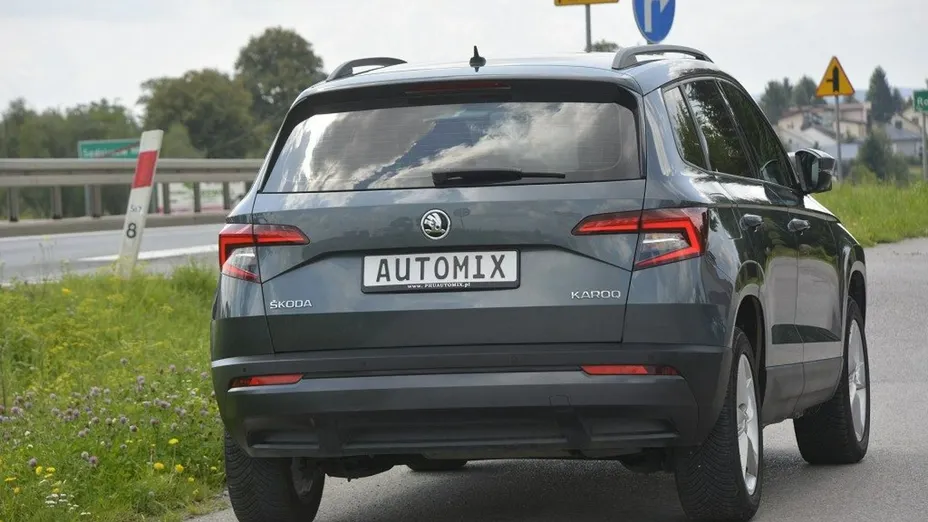 SKODA Karoq -
