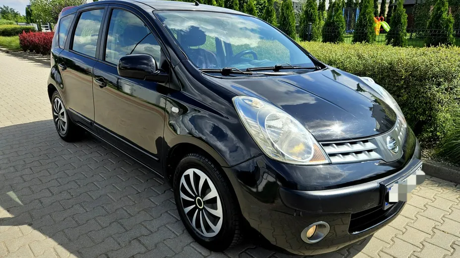NISSAN Note -