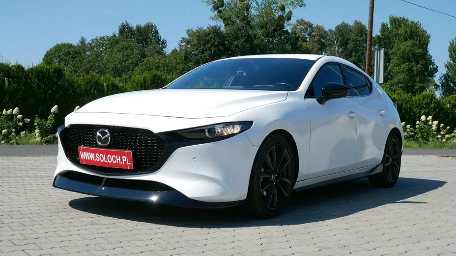MAZDA 3 -