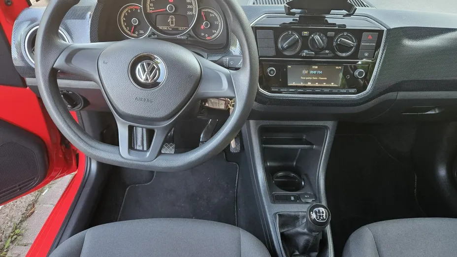 VOLKSWAGEN up! -