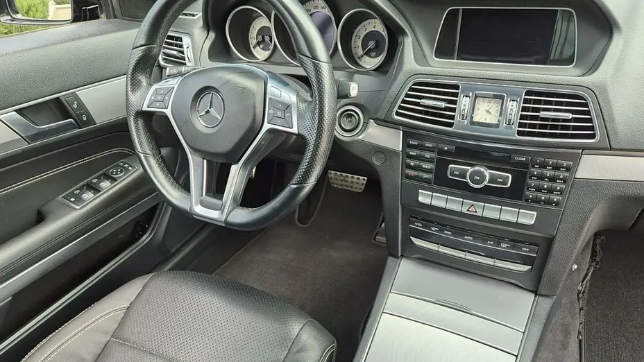 MERCEDES-BENZ E Klasa -