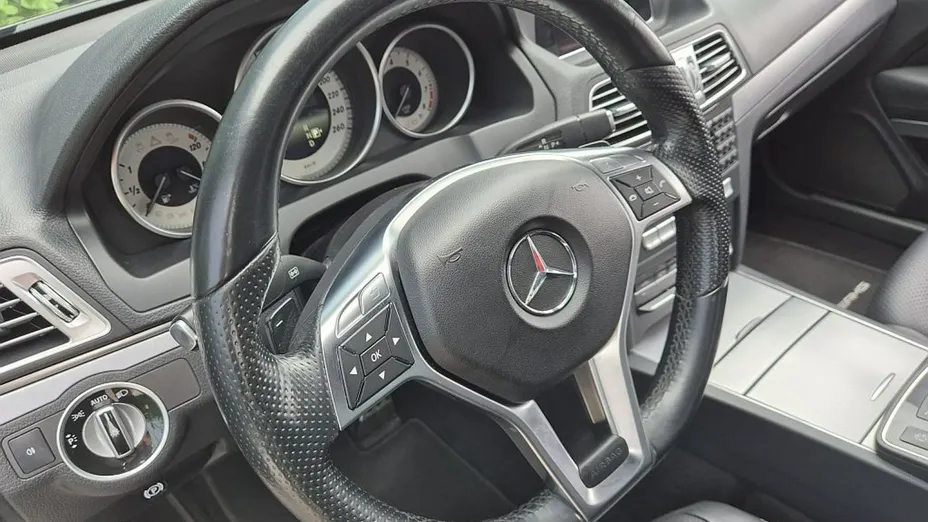 MERCEDES-BENZ E Klasa -