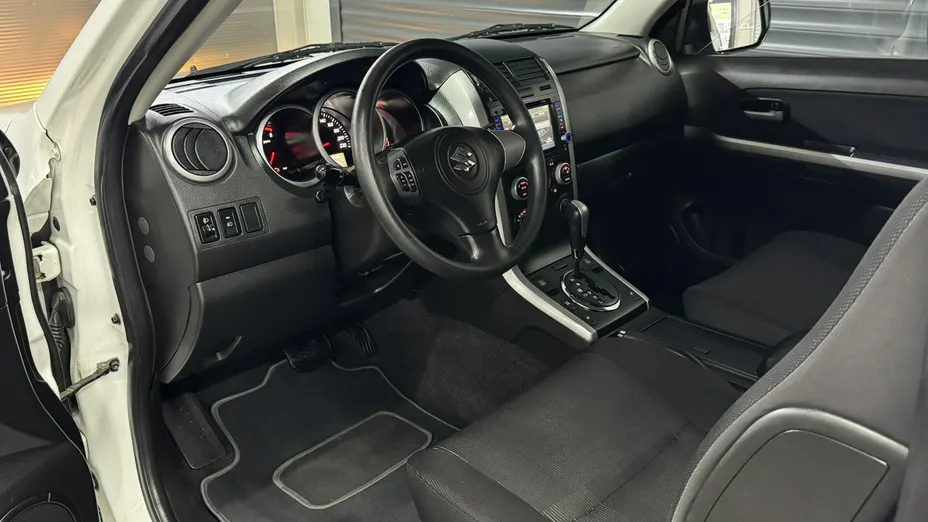SUZUKI Grand Vitara -