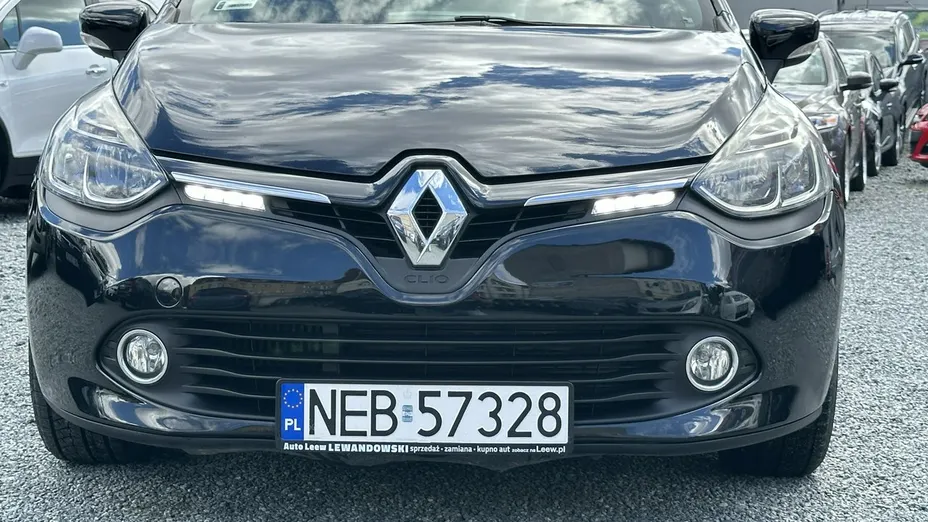 RENAULT Clio -