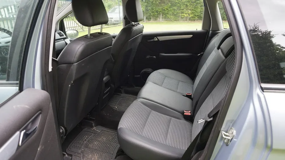 MERCEDES-BENZ B Klasa -