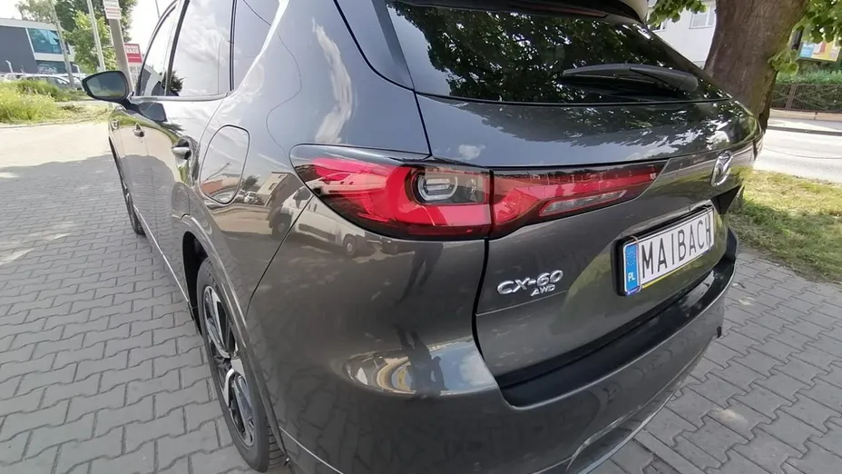 MAZDA CX-60 -