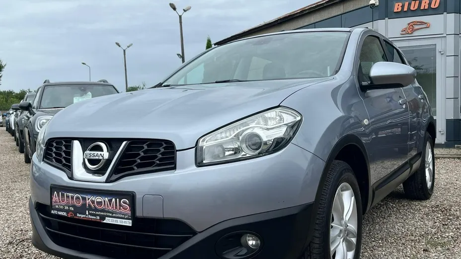 NISSAN Qashqai -