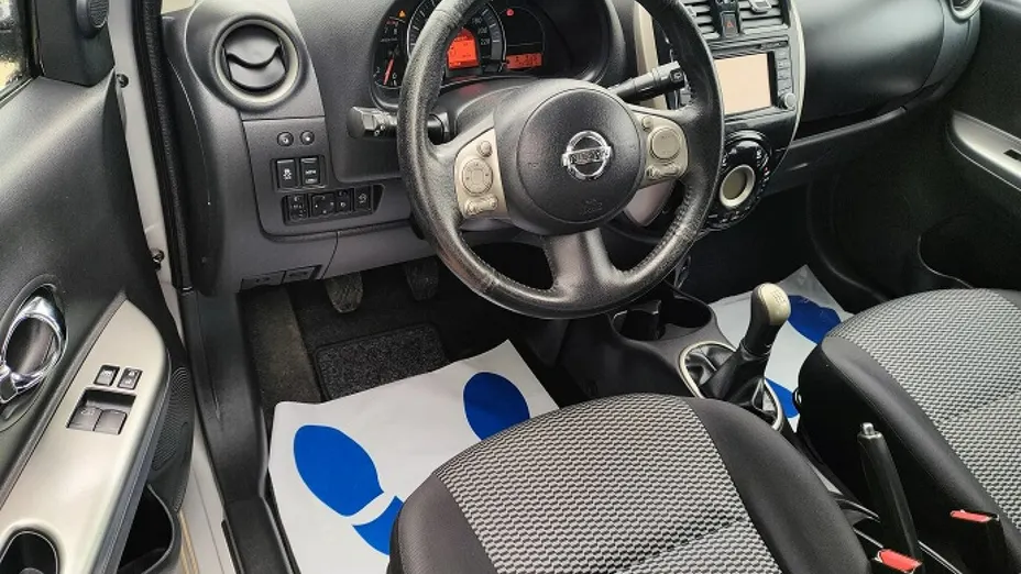 NISSAN Micra -
