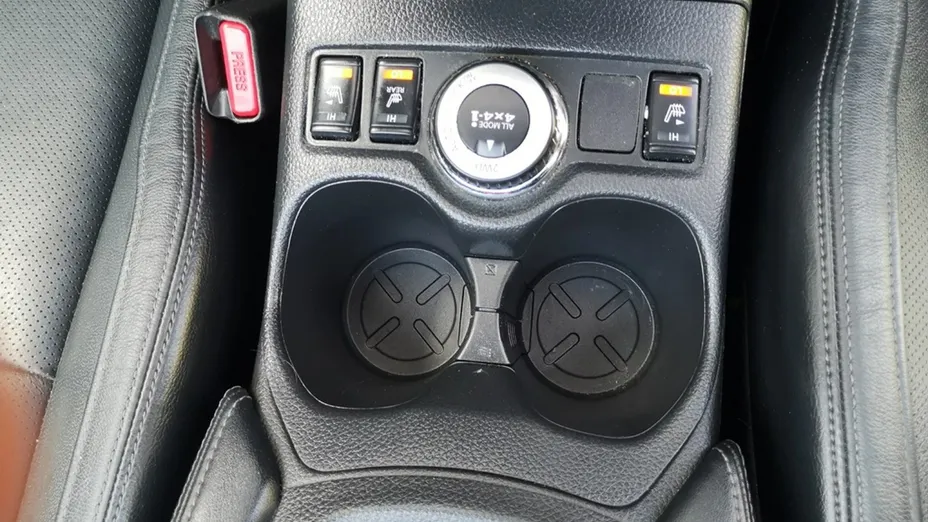 NISSAN X-Trail -