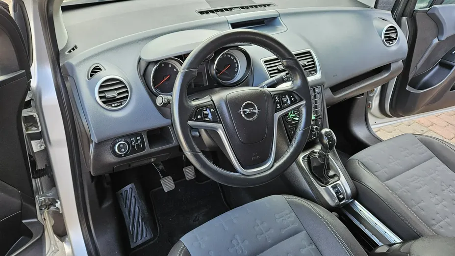 OPEL Meriva -
