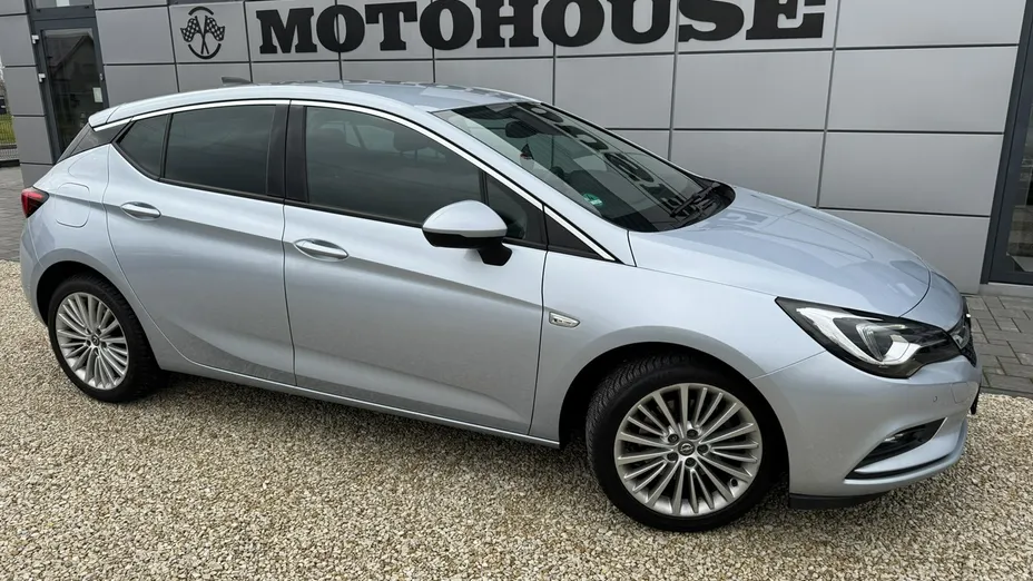 OPEL Astra -