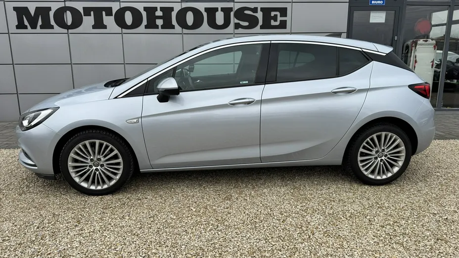OPEL Astra -