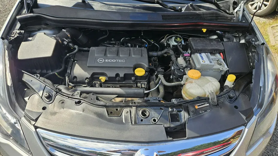 OPEL Corsa -