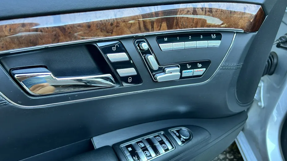 MERCEDES-BENZ S Klasa -