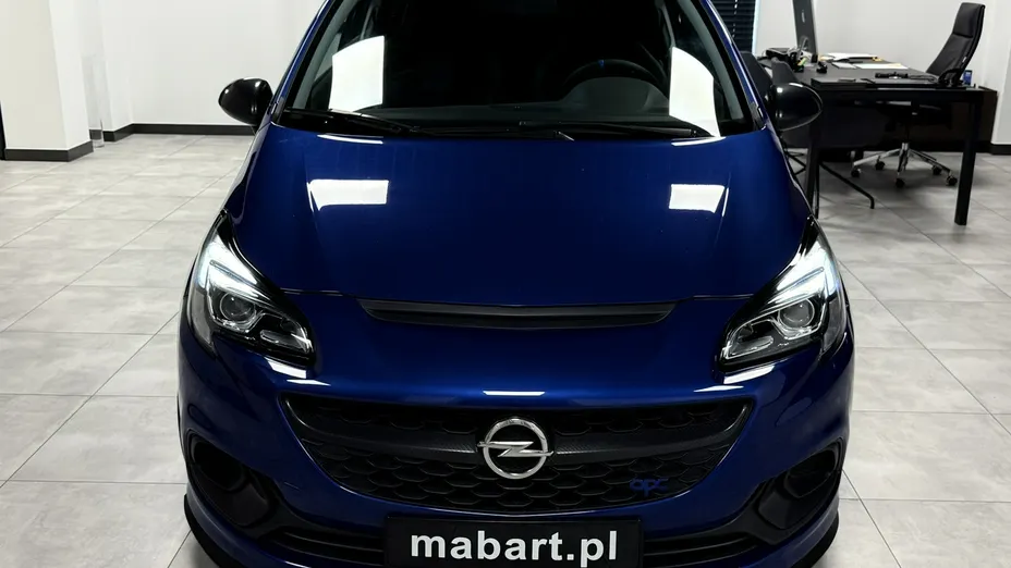 OPEL Corsa -