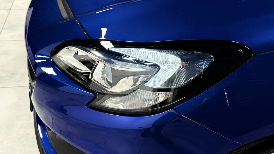 OPEL Corsa -