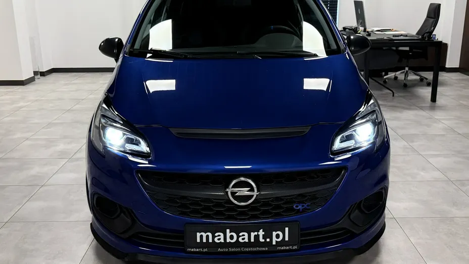 OPEL Corsa -