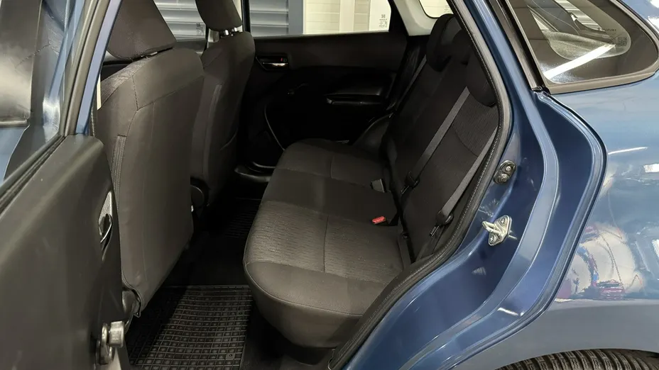 SUZUKI Baleno -