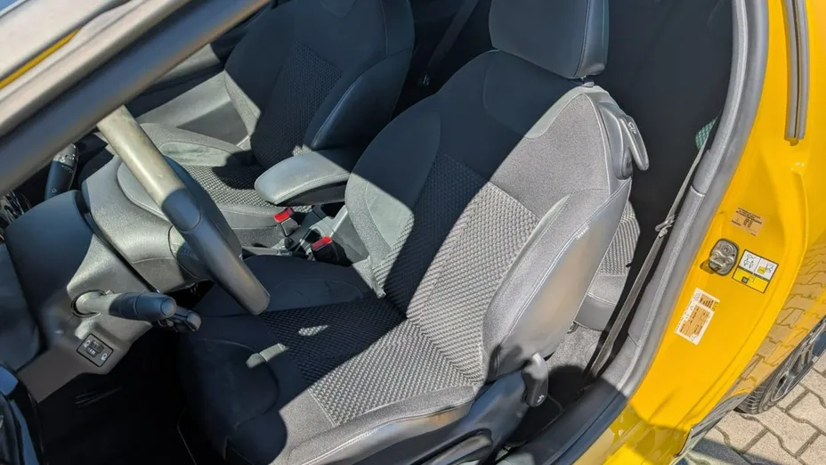 CITROEN DS3 -