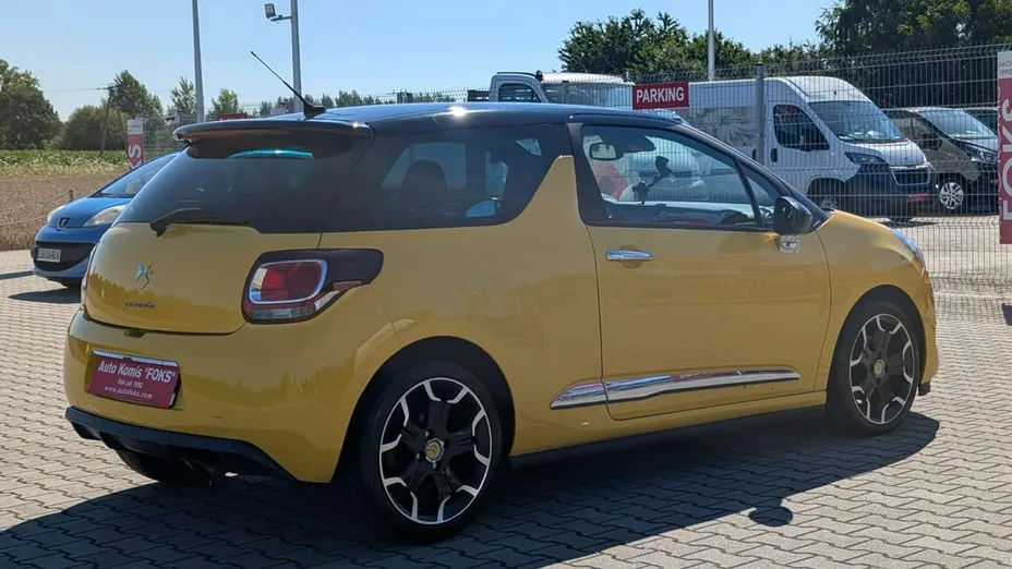 CITROEN DS3 -