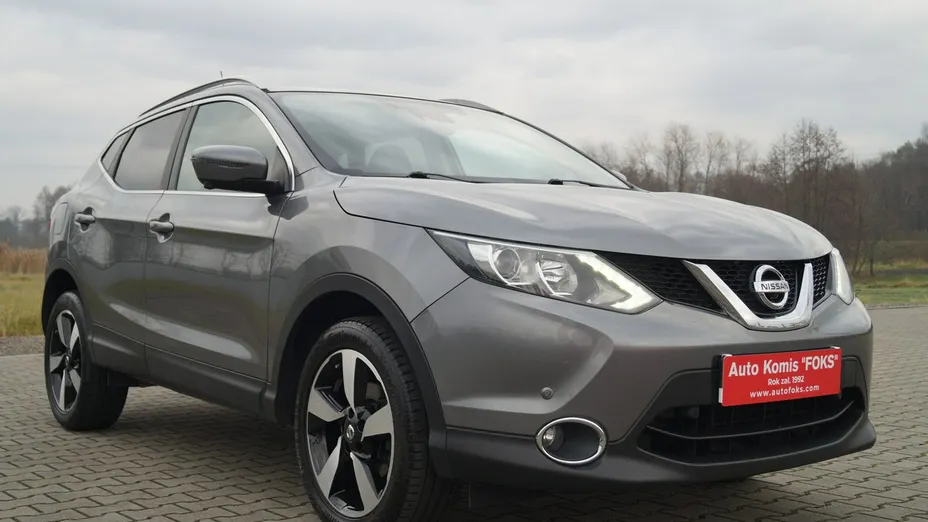 NISSAN Qashqai -