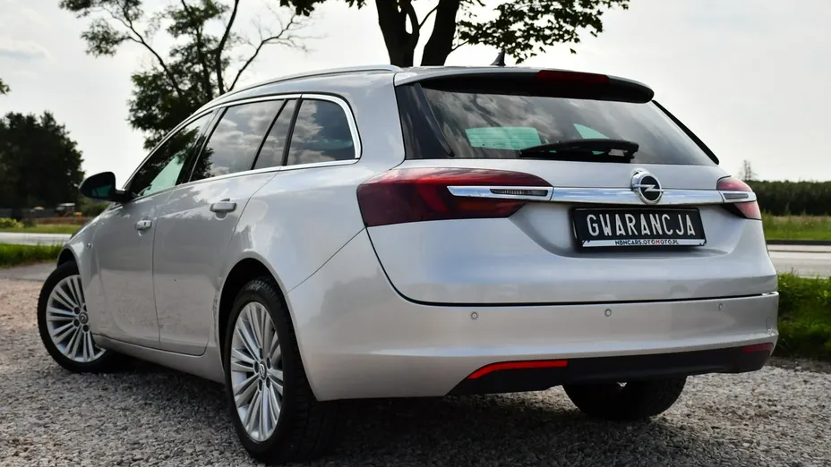 OPEL Insignia -