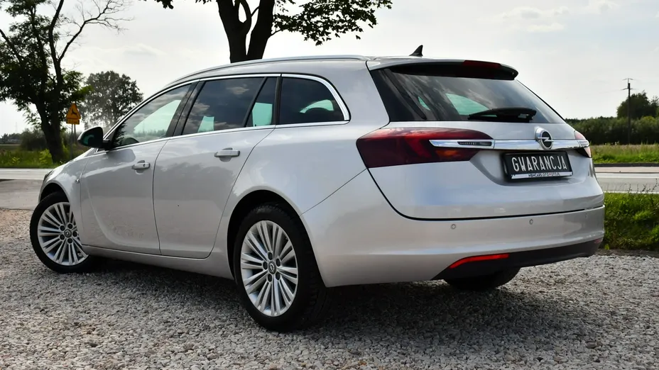 OPEL Insignia -