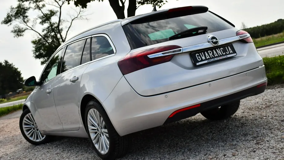 OPEL Insignia -