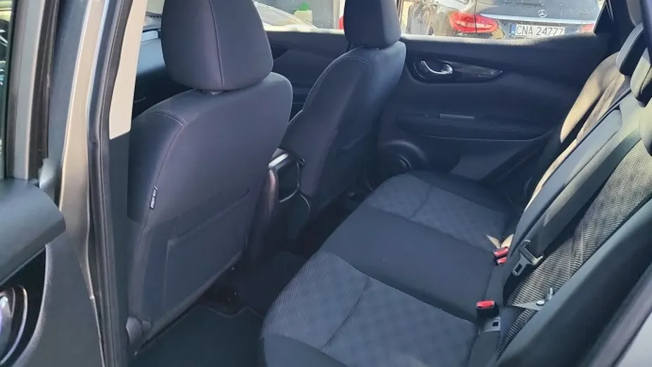 NISSAN Qashqai -