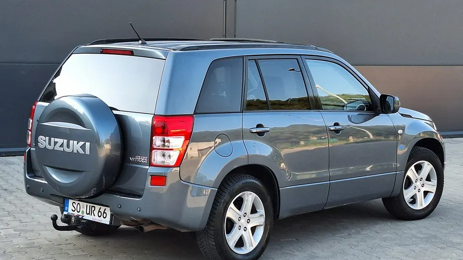 SUZUKI Grand Vitara -