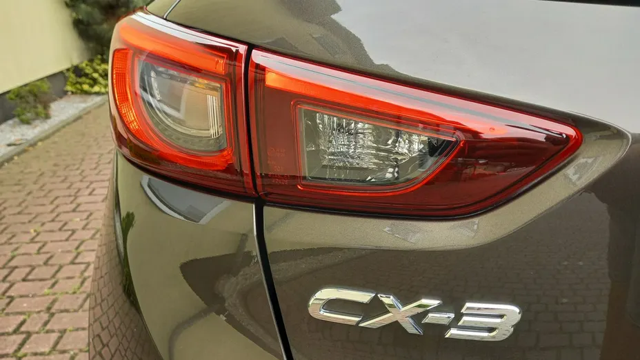 MAZDA CX-3 -