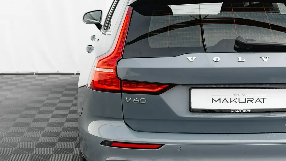 VOLVO V60 -