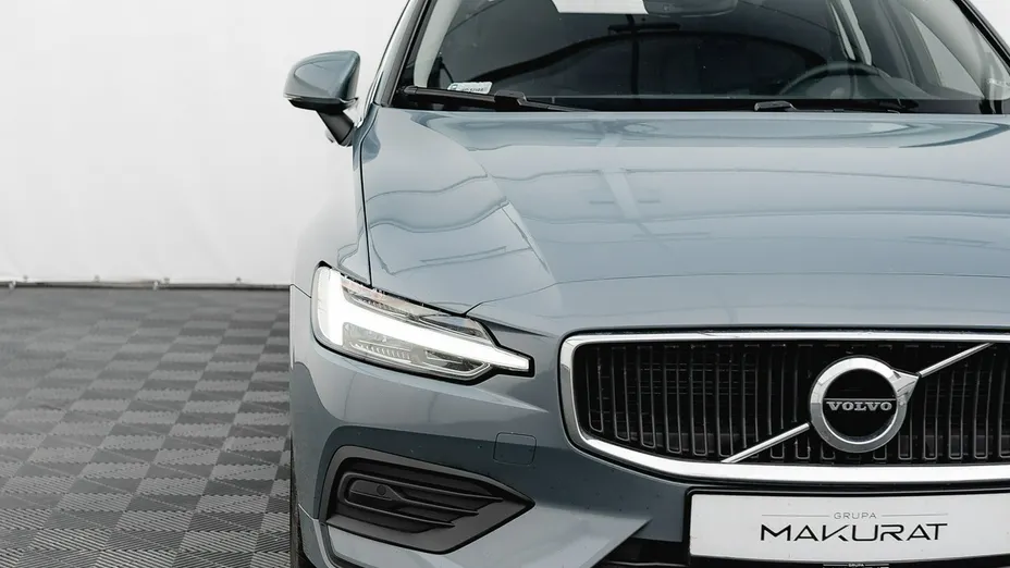 VOLVO V60 -