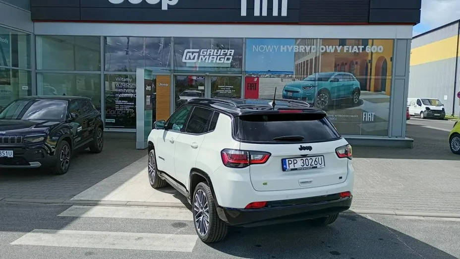 JEEP Compass -