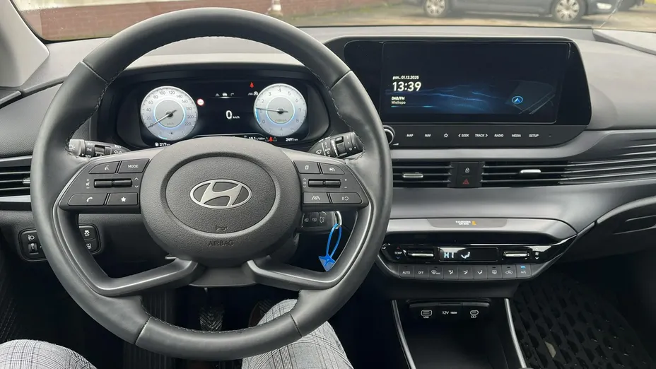 HYUNDAI i20 -