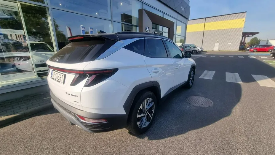 HYUNDAI Tucson -