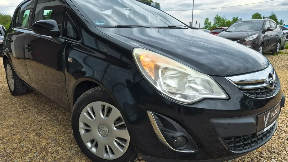 OPEL Corsa -