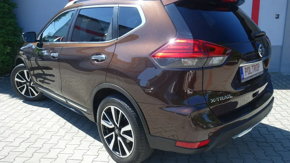 NISSAN X-Trail -